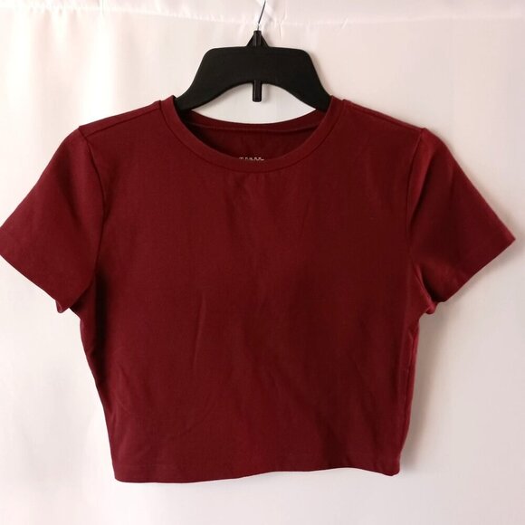 Wild Fable Crop Top Burgundy Size M Stretchy Cotton Blend Casual Short Shirt - Picture 2 of 5